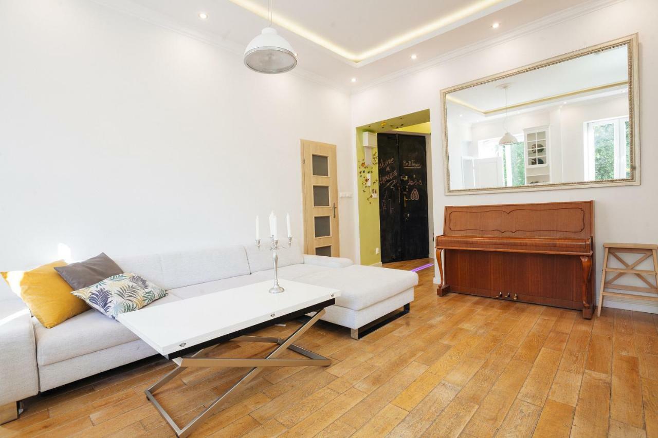 Warsaw Concierge Traveller'S Nest Wspolna Apartment Exterior photo